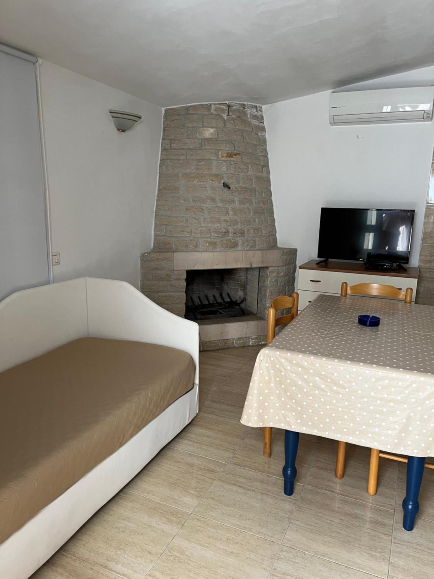 Club Vacanze Viestemare Екстериор снимка